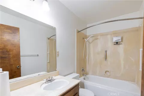 Bath - 309 15th St, Paso Robles, CA 93446 photo 3 of 3