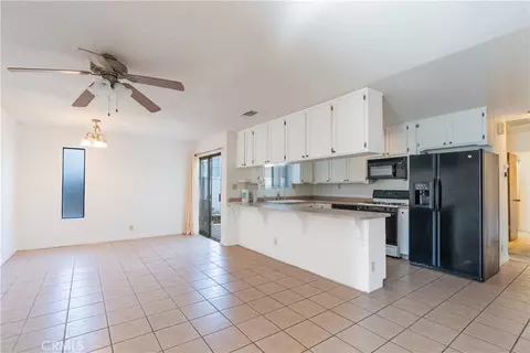 Living - 309 15th St, Paso Robles, CA 93446 photo 3 of 5