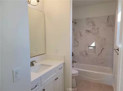 Bath - 701 Manor Ln, Paso Robles, CA 93446 photo 4 of 4