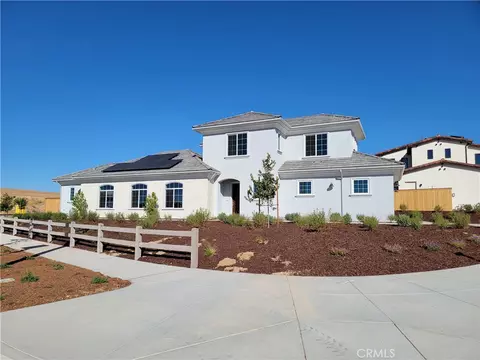 Exterior - 701 Manor Ln, Paso Robles, CA 93446 photo 3 of 4