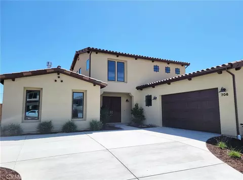 Exterior - 706 Manor Ln, Paso Robles, CA 93446 photo 2 of 6