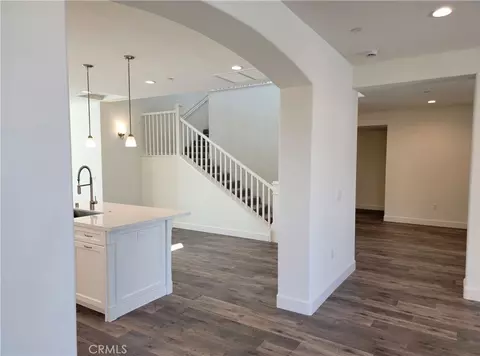 Entry Way - 706 Manor Ln, Paso Robles, CA 93446 photo 2 of 3