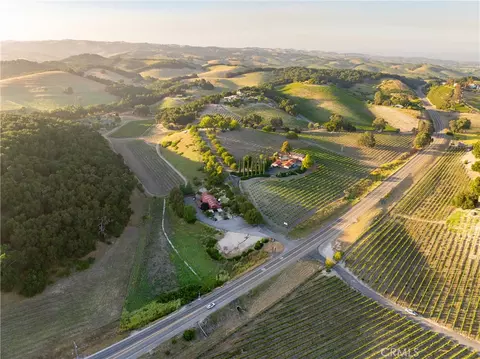 View/Area - 3750 W Highway 46, Templeton, CA 93465 photo 2 of 3