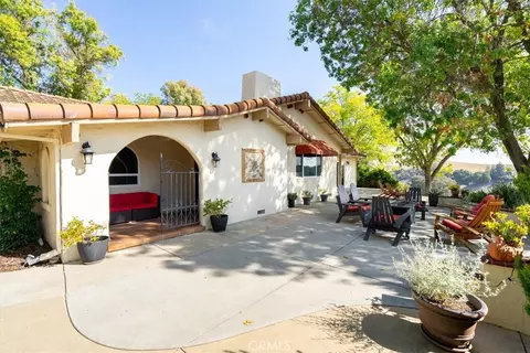 Exterior - 3750 W Highway 46, Templeton, CA 93465 photo 4 of 5