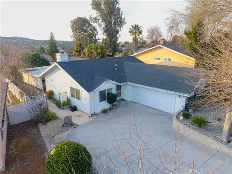 715 Shannon Hl, Paso Robles, CA 93446