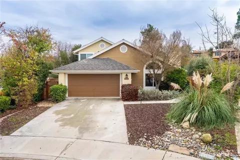 940 Austin Ct, Paso Robles, CA 93446