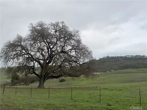 21 Interlake Rd, Bradley, CA 93426