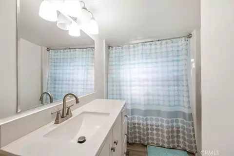 Bath - 346 12th, San Miguel, CA 93451 photo 2 of 2