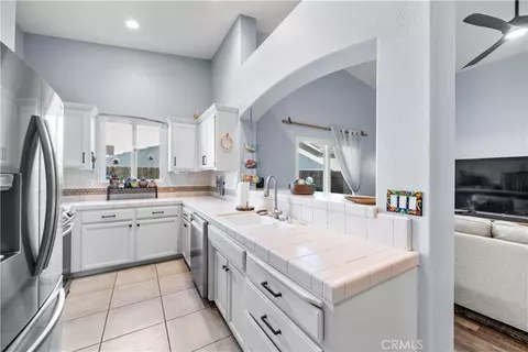Entry Way - 121 Headwaters Rd, Templeton, CA 93465 photo 4 of 4