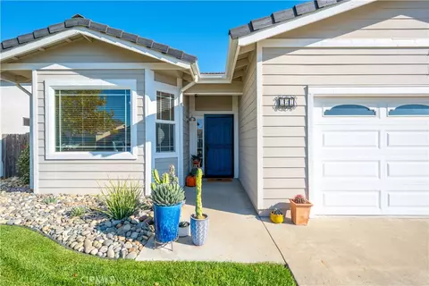 Exterior - 121 Headwaters Rd, Templeton, CA 93465 photo 3 of 10