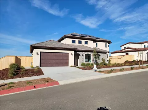 Exterior - 719 Manor Ln, Paso Robles, CA 93446 photo 2 of 3