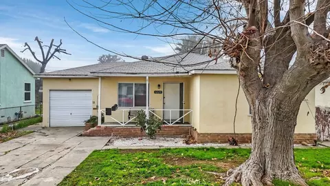 1229 Castaic Ave, Bakersfield, CA 93308