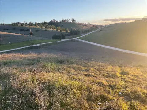 13 Sunburst, Paso Robles, CA 93446 photo 11