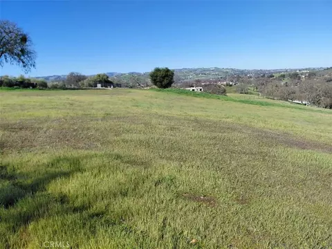 1920 Fire Rock Loop, Templeton, CA 93465 photo 9