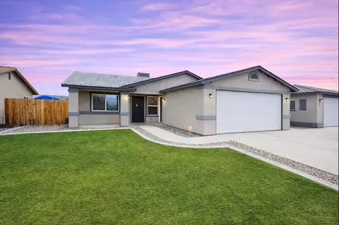 1018 Guadalupe, Bakersfield, CA 93307