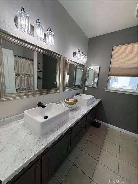 Bath - 5081 Meadow Lark, Paso Robles, CA 93446 photo 1 of 2