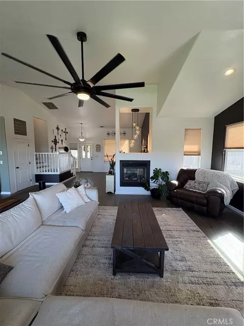 Living - 5081 Meadow Lark, Paso Robles, CA 93446 photo 3 of 4