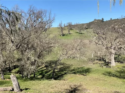 49253 Sapaque, Bradley, CA 93426 photo 7