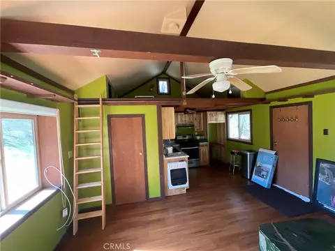 Living - 49397 Sapaque, Bradley, CA 93426 photo 7 of 8