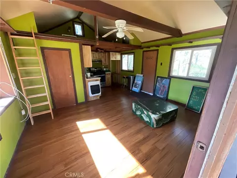 Living - 49397 Sapaque, Bradley, CA 93426 photo 5 of 8