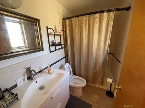 Bath - 49397 Sapaque, Bradley, CA 93426 photo 1 of 4