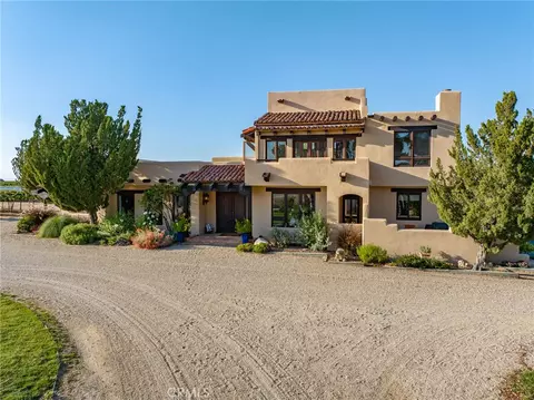 Exterior - 7010 Wilderness Ln, Paso Robles, CA 93446 photo 6 of 14