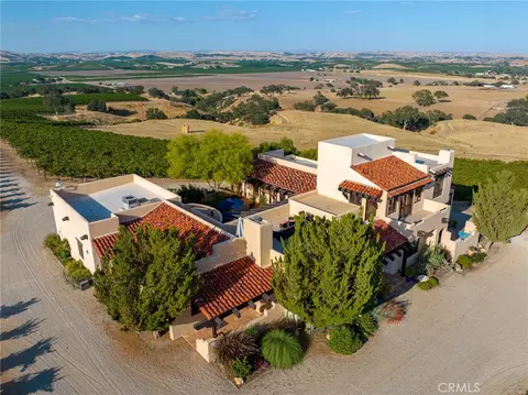 View/Area - 7010 Wilderness Ln, Paso Robles, CA 93446 photo 1 of 2