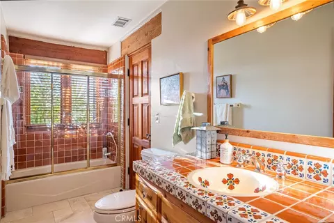Bath - 7010 Wilderness Ln, Paso Robles, CA 93446 photo 3 of 6