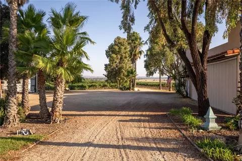 Exterior - 7010 Wilderness Ln, Paso Robles, CA 93446 photo 7 of 14
