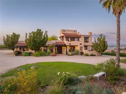 Exterior - 7010 Wilderness Ln, Paso Robles, CA 93446 photo 1 of 14
