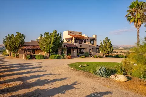 Exterior - 7010 Wilderness Ln, Paso Robles, CA 93446 photo 12 of 14