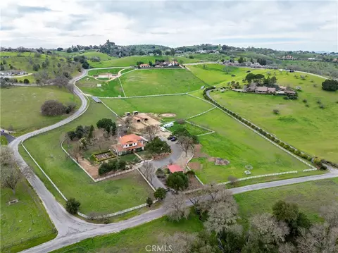 805 Spring Creek Way, Templeton, CA 93465