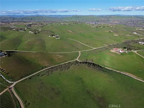 1641 Sutliff Rd, Paso Robles, CA 93446 photo 2