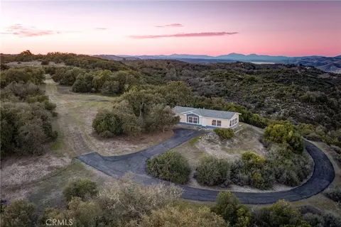 11315 Nacimiento Lake Dr, Bradley, CA 93426