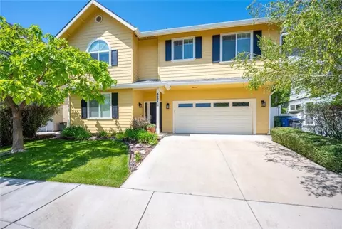 427 Olive St, Paso Robles, CA 93446