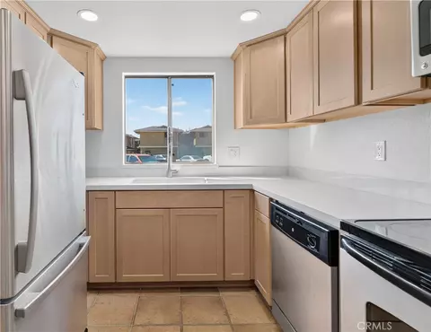 Kitchen - 1623 Longbranch, Grover Beach, CA 93433 photo 2 of 3