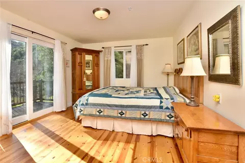 Bedroom - 76450 Deer Pass Rd, Bradley, CA 93426 photo 1 of 2