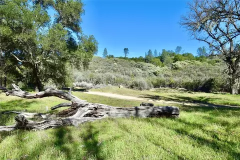 Exterior - 76450 Deer Pass Rd, Bradley, CA 93426 photo 12 of 12