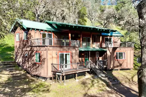 Exterior - 76450 Deer Pass Rd, Bradley, CA 93426 photo 2 of 12