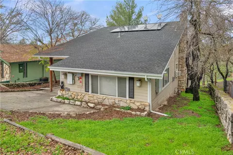 Exterior - 2647 Oak Shrs, Bradley, CA 93426 photo 1 of 8