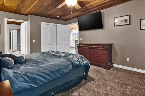 Bedroom - 2647 Oak Shrs, Bradley, CA 93426 photo 2 of 8