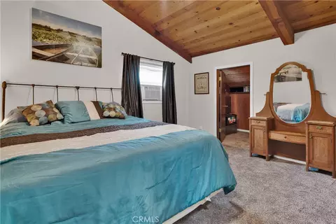 Bedroom - 2647 Oak Shrs, Bradley, CA 93426 photo 4 of 8