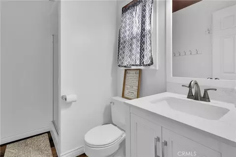 Bath - 2647 Oak Shrs, Bradley, CA 93426 photo 3 of 3