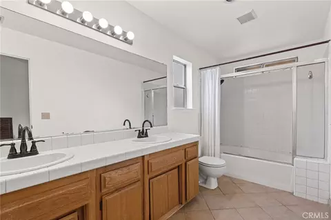 Bath - 192 Sandbar Ct, Paso Robles, CA 93446 photo 2 of 3
