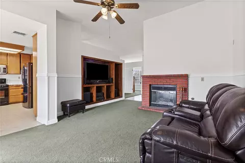 Living - 192 Sandbar Ct, Paso Robles, CA 93446 photo 4 of 4