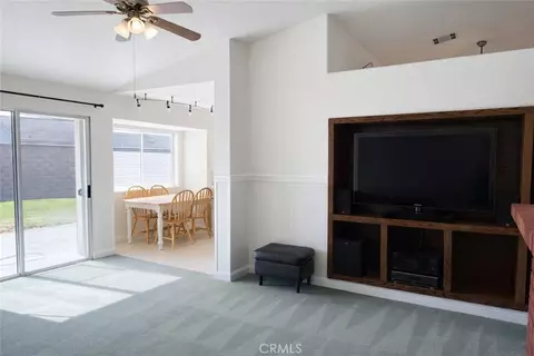 Living - 192 Sandbar Ct, Paso Robles, CA 93446 photo 3 of 4