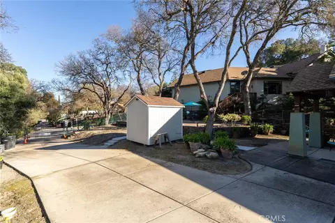 Exterior - 110 11th, Paso Robles, CA 93446 photo 16 of 19