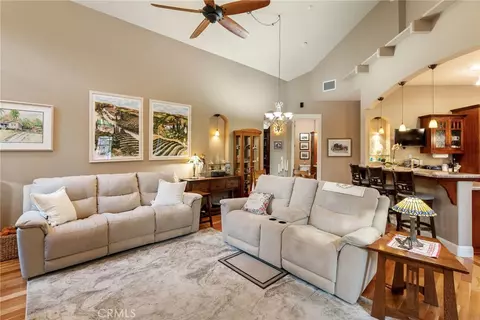 Living - 110 11th, Paso Robles, CA 93446 photo 4 of 5