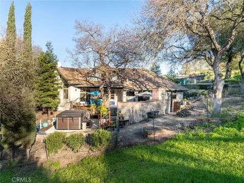 Exterior - 110 11th, Paso Robles, CA 93446 photo 18 of 19