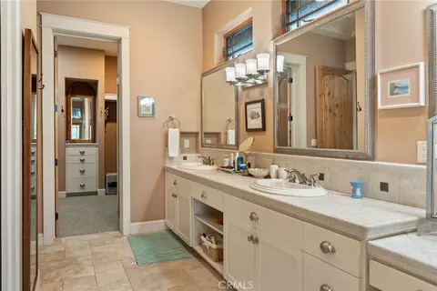 Bath - 110 11th, Paso Robles, CA 93446 photo 4 of 7